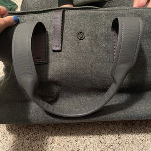 Lulu lemon bag